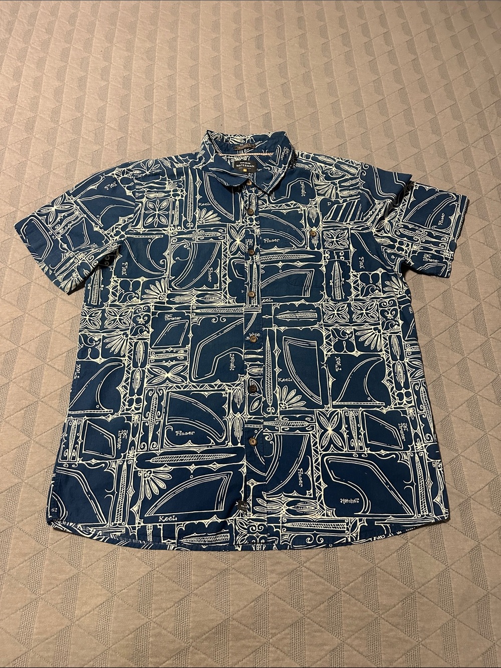 Quicksilver Men's Waterman Collection Aloha Shirt